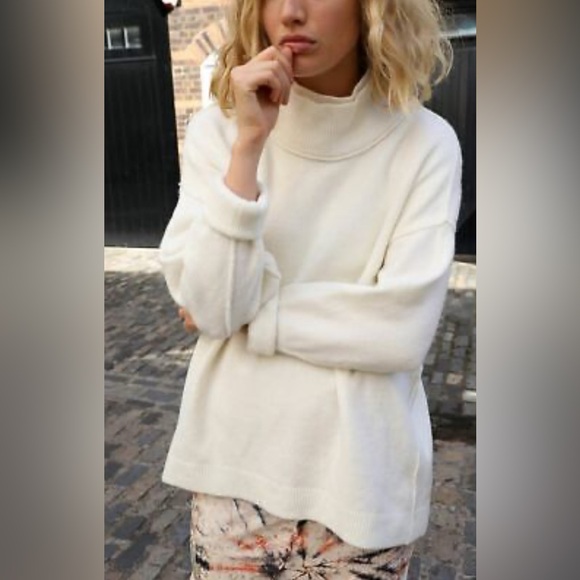 Free People Afterglow Mock Neck Cream Oversized Cozy Winter Sweater Size Smalll - Picture 4 of 17